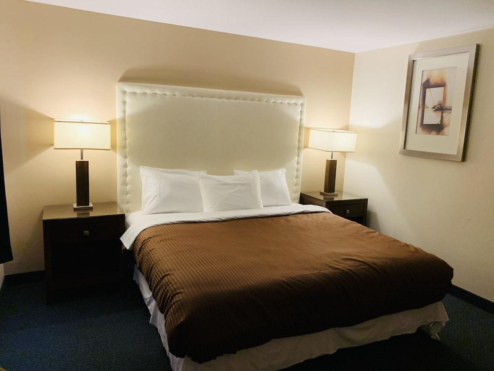 Falls Lodge & Suites Niagara Bagian luar foto