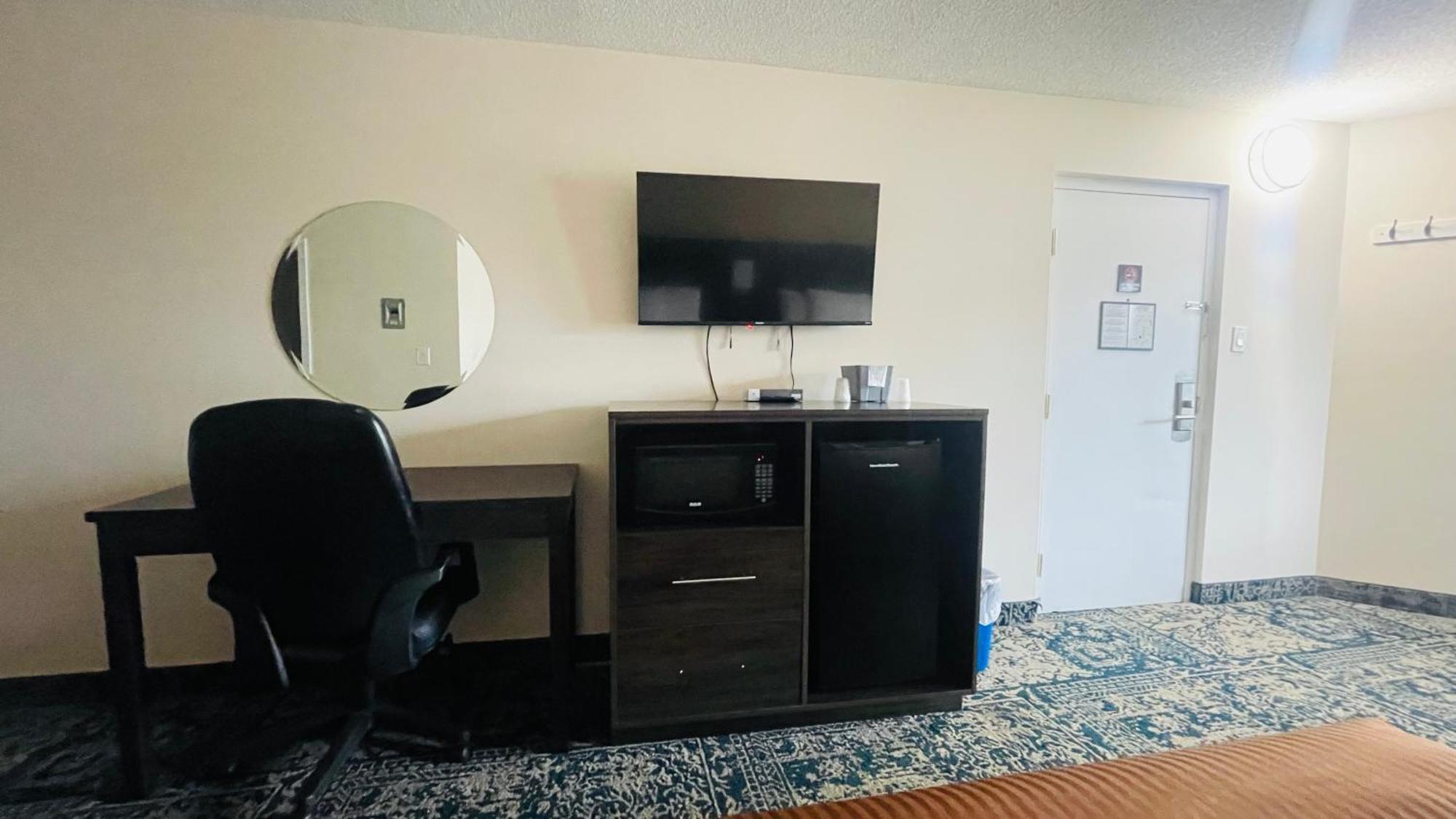 Falls Lodge & Suites Niagara Bagian luar foto