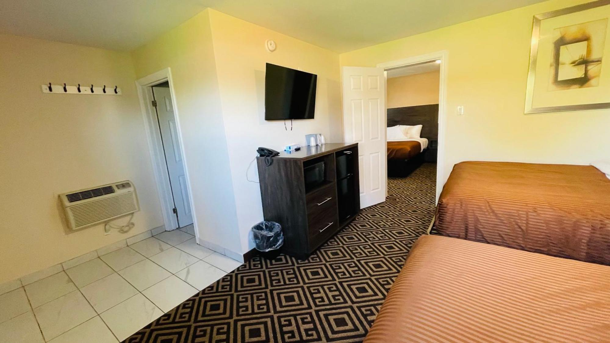 Falls Lodge & Suites Niagara Bagian luar foto