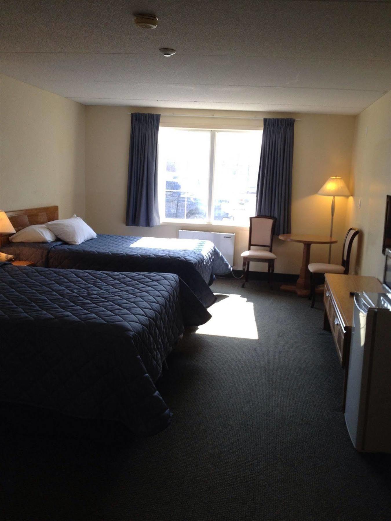 Falls Lodge & Suites Niagara Bagian luar foto